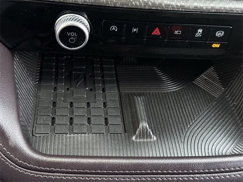 Used 2025 Ford Explorer Platinum w/ LUX Leather Package image 22