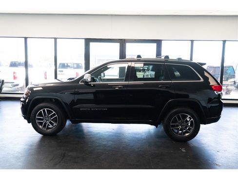 Used 2019 Jeep Grand Cherokee Limited w/ Luxury Group II AWD/4WD image 4