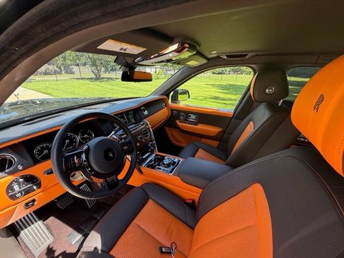 Used 2023 Rolls-Royce Cullinan w/ Cullinan Package AWD/4WD image 25