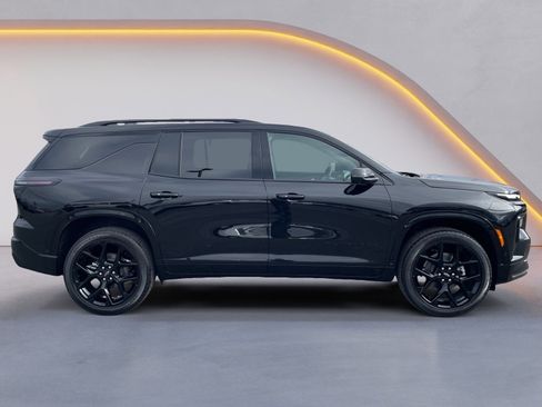 New 2026 Chevrolet Traverse RS FWD image 4