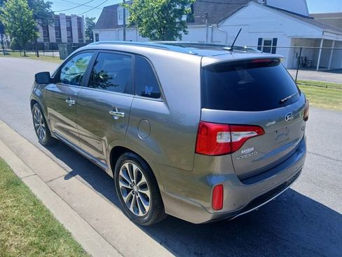Used 2014 Kia Sorento SX FWD image 12