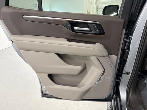 New 2026 Chevrolet Tahoe LT w/ Comfort Package RWD image 9