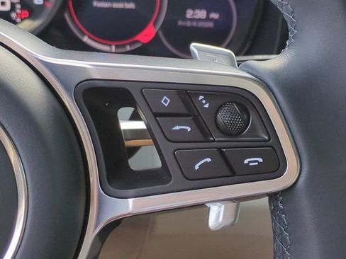 Used 2020 Porsche Cayenne AWD/4WD image 24