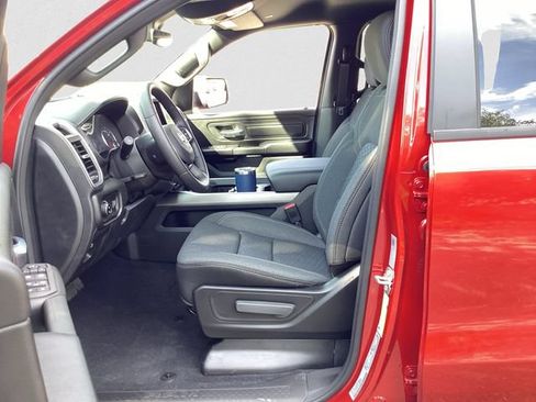 New 2026 RAM 1500 Express AWD/4WD image 10