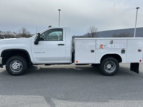 New 2025 Chevrolet Silverado 3500 W/T w/ WT Convenience Package image 4