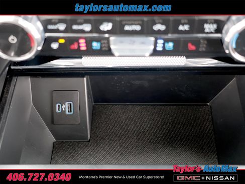 Used 2023 Ford F150 Lariat w/ FX4 Off-Road Package AWD/4WD image 24