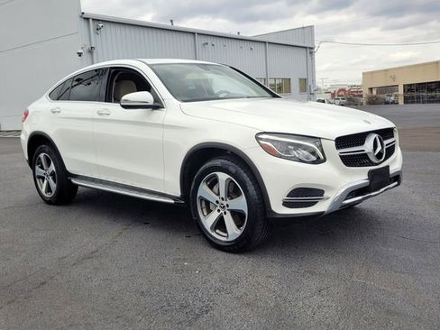 Used 2019 Mercedes-Benz GLC 300 4MATIC Coupe image 7