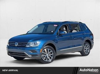 Used 2020 Volkswagen Tiguan SE w/ Panoramic Sunroof Package image 1