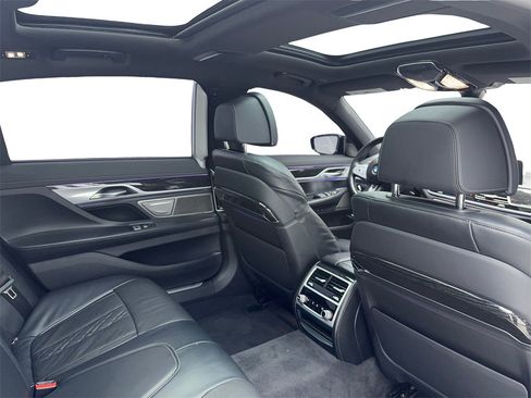 Used 2021 BMW 740i 740i M SPORT,NAV,CAM,PANO,CLMT w/ M Sport Package image 51