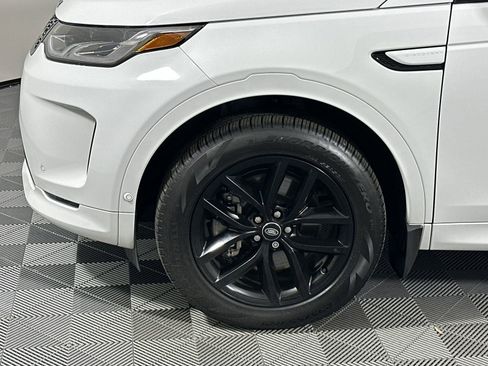 Used 2024 Land Rover Discovery Sport S image 8