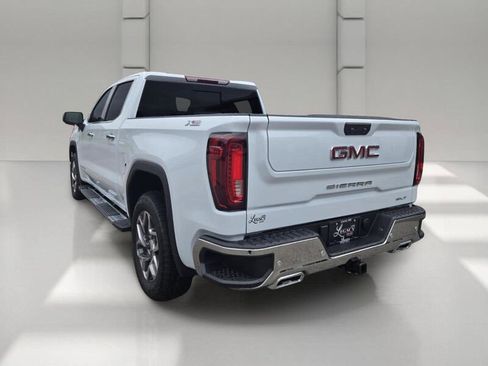 New 2026 GMC Sierra 1500 SLT w/ SLT Premium Plus Package AWD/4WD image 5