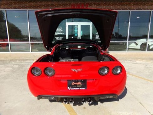 Used 2013 Chevrolet Corvette Coupe w/ 2LT Preferred Equipment Group RWD image 10