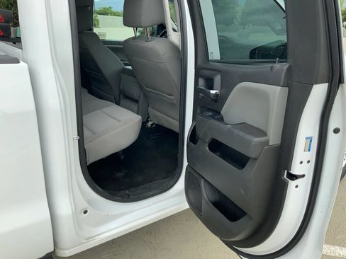 Used 2017 Chevrolet Silverado 1500 W/T w/ WT Convenience Package AWD/4WD image 14