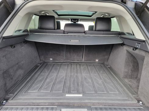 Used 2017 Land Rover Range Rover Sport HSE image 40