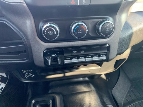 Used 2022 RAM 2500 Tradesman w/ Chrome Appearance Group image 26