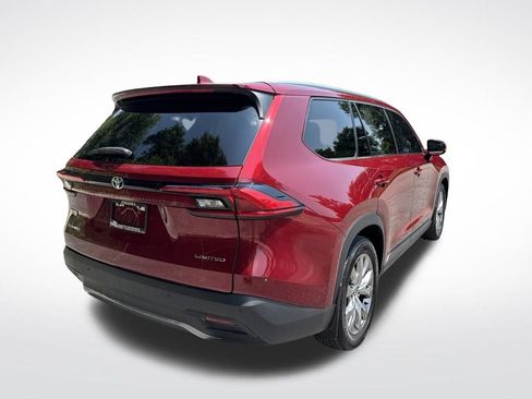 Used 2024 Toyota Grand Highlander AWD Hybrid image 5