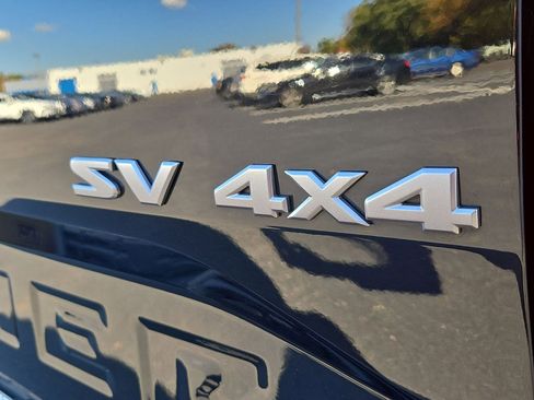 Used 2022 Nissan Frontier SV image 23