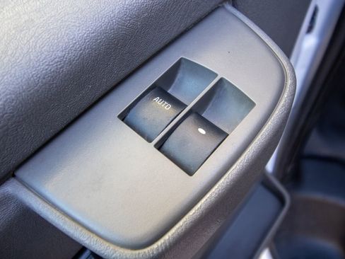 Used 2020 Chevrolet Express 3500 LS image 10