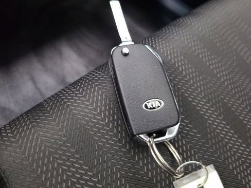 Used 2022 Kia Sportage LX FWD image 28