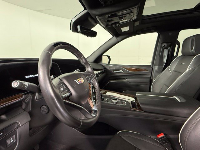 Certified 2024 Cadillac Escalade Premium Luxury AWD/4WD image 18