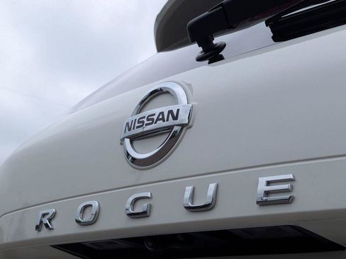 Used 2021 Nissan Rogue SL AWD/4WD image 31