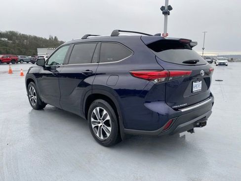 Certified 2020 Toyota Highlander XLE image 7