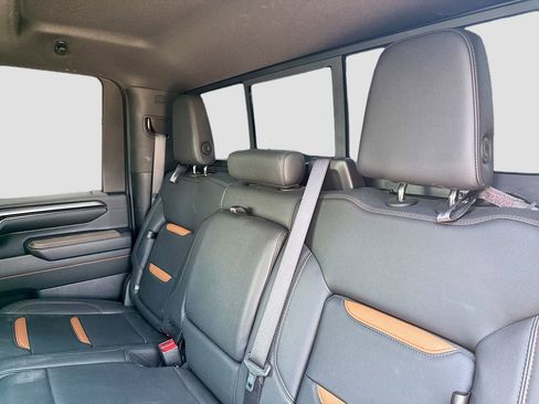 Used 2024 GMC Sierra 2500 AT4 w/ AT4 Premium Plus Package AWD/4WD image 23