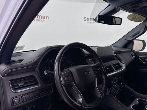 Used 2021 Chevrolet Suburban RST w/ Luxury Package image 11