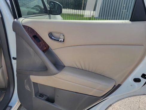 Used 2010 Nissan Murano LE w/ Navigation Pkg AWD/4WD image 34