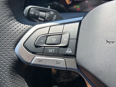 New 2026 Volkswagen Tiguan SE R-Line AWD/4WD image 28