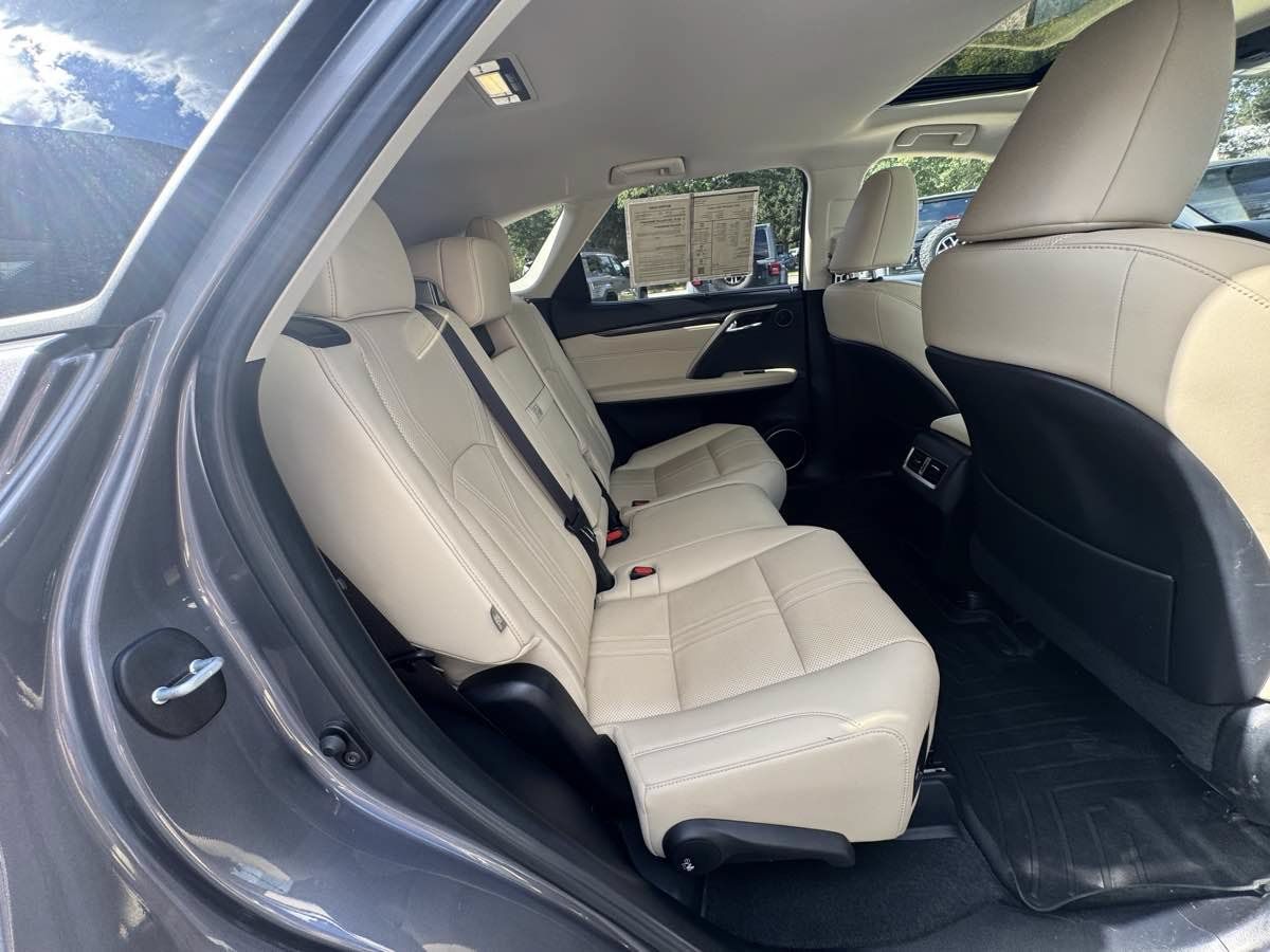 Used 2021 Lexus RX 350L Luxury w/ Accessory Package FWD image 11