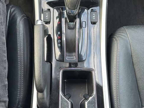Used 2017 Honda Accord EX-L image 20