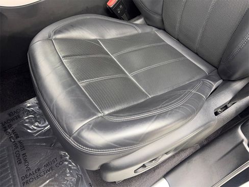 Used 2021 Land Rover Range Rover Sport HSE Silver Edition image 30