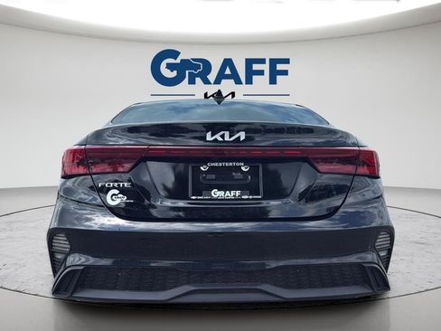 Used 2024 Kia Forte LXS w/ LXS Technology Package FWD image 6