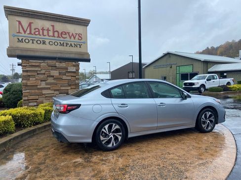 Used 2025 Subaru Legacy Premium image 5