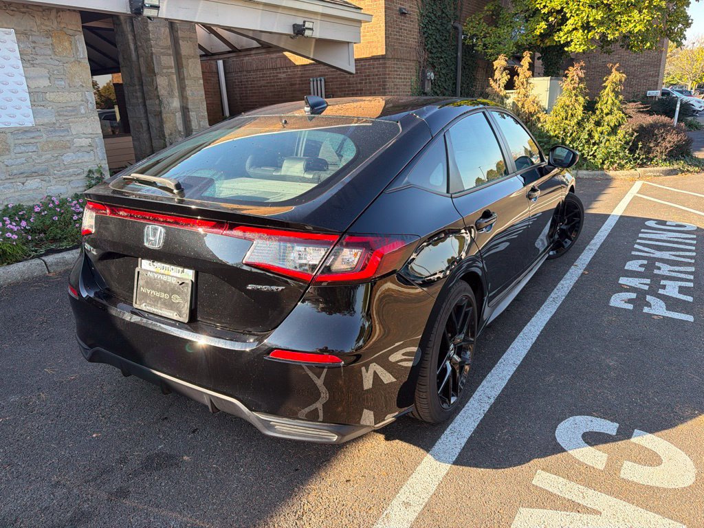 Used 2025 Honda Civic Sport image 5