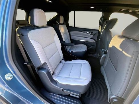 New 2026 Chevrolet Traverse LT w/ Sun and Wheel Package image 9