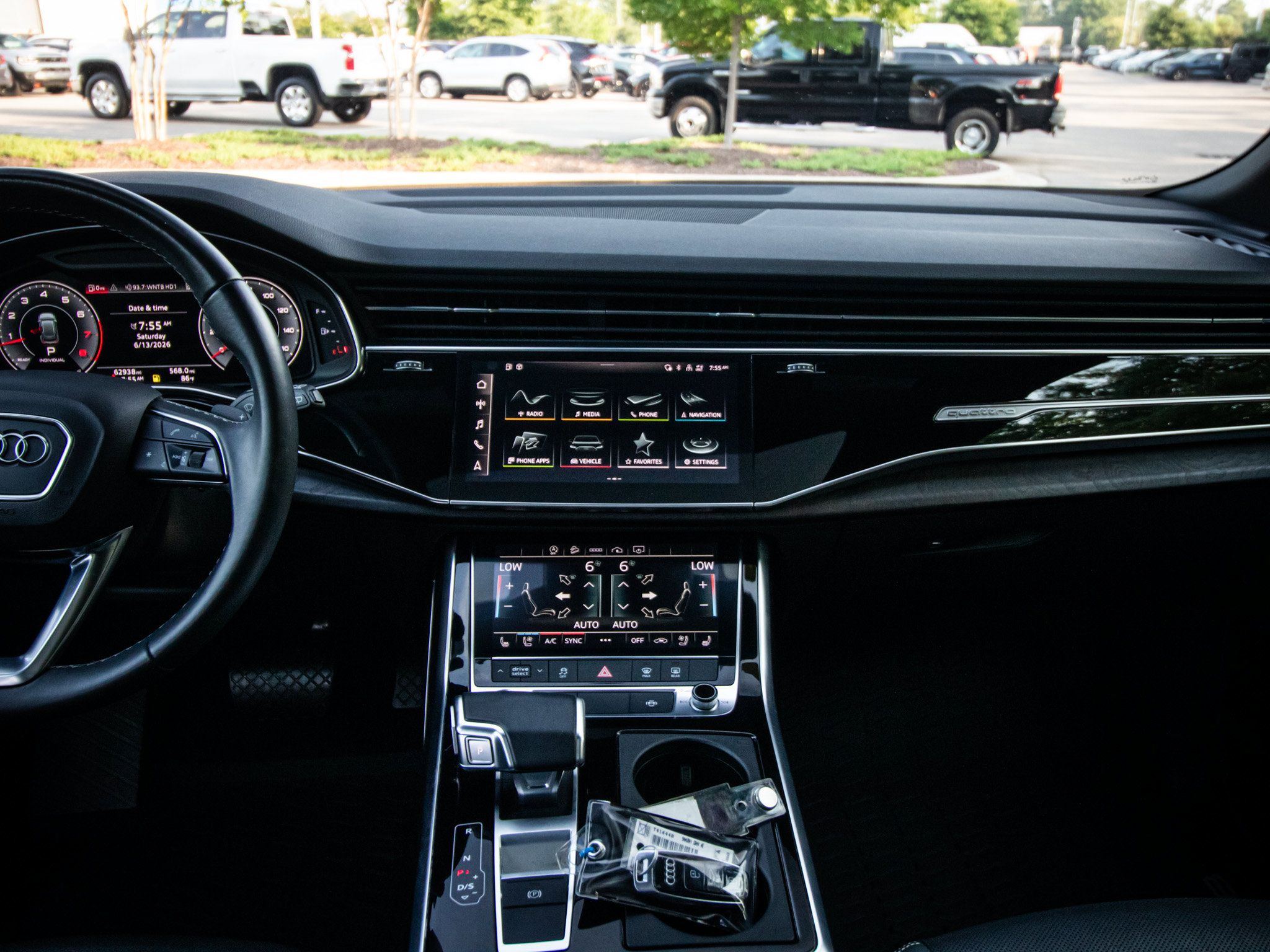 Used 2021 Audi Q8 Premium Plus AWD/4WD image 30