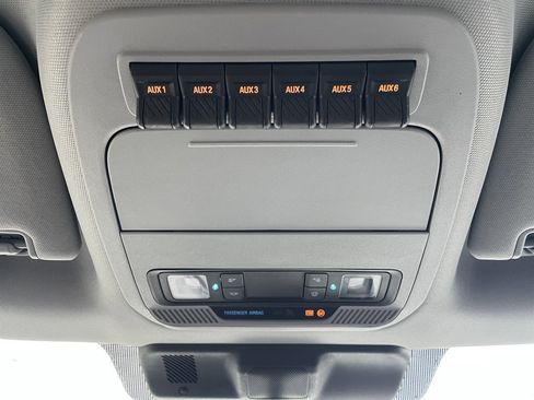 Used 2024 Ford F250 XLT w/ FX4 Off-Road Package AWD/4WD image 30