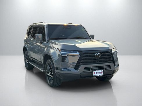 Used 2025 Lexus GX 550 AWD/4WD image 3