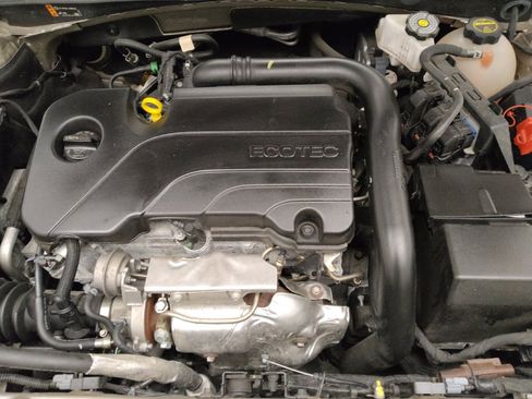 Used 2024 Chevrolet Malibu LT FWD image 30