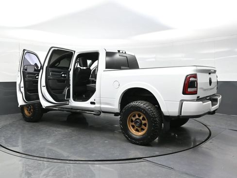 Used 2021 RAM 2500 Laramie w/ Night Edition AWD/4WD image 44