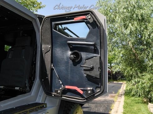 Used 2024 Ford F550 4x4 Regular Cab Super Duty image 30