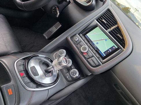 Used 2014 Audi R8 V8 image 24