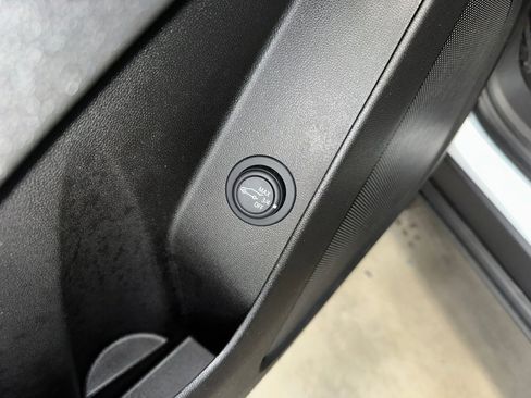 Certified 2024 Chevrolet Equinox LT image 6