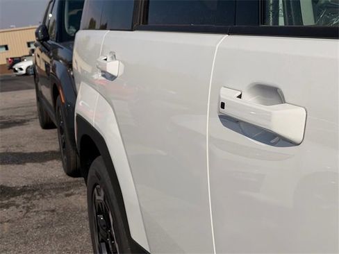 New 2026 Hyundai Santa Fe SE image 11