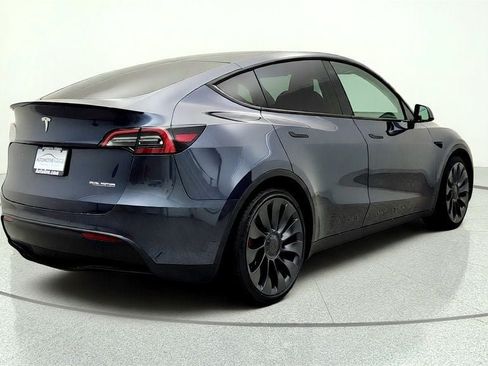 Used 2022 Tesla Model Y Performance AWD/4WD image 5