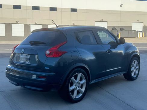 Used 2014 Nissan Juke S FWD image 4