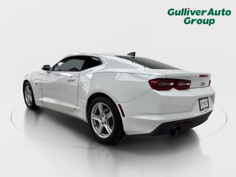Used 2020 Chevrolet Camaro LT RWD image 5