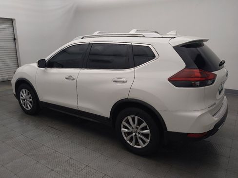 Used 2020 Nissan Rogue SV FWD image 3